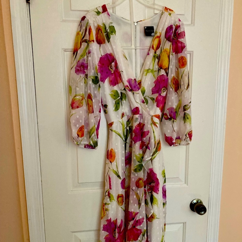 Women’s Maison Tara floral dress size 14